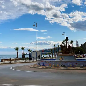 Fantástico Estudio En 1a Línea De Playa Con Piscina Almuñécar
